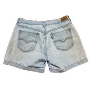 Levi’s Light Wash 515 Denim Short Womens Size 6